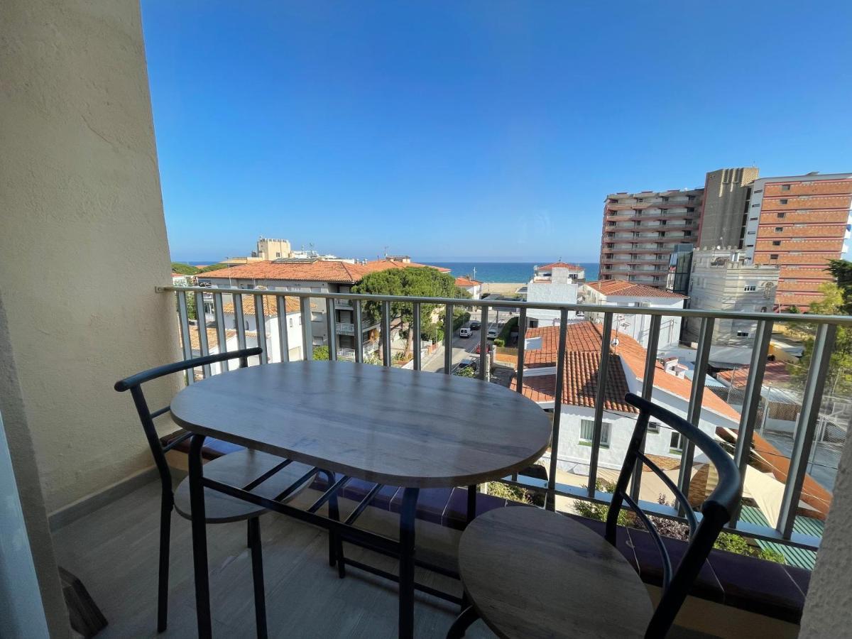 Acogedor Estudio En La Playa, Con Vistas Al Mar, Y Piscina Comunitaria Sant Salvador Bagian luar foto